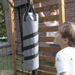 Aire de jeux en bois traité multisport Odin – Mur d’escalade, barre de traction, sac de frappe, cage de foot - Sac de boxe