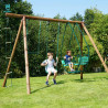 Portique en bois traité 3 agrès et échelle - Juliette - Vue 3/4 droite - Vue d'ambiance avec enfants jouant sur la balançoire da