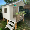 Cabane en bois sur pilotis avec auvent pour enfants KANGOUROU