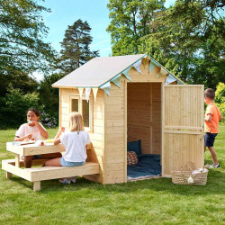 Cabaña de madera con mesa para niños – Tiana